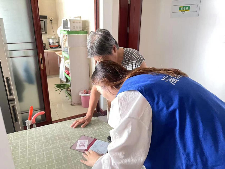 公园街道：帮办代办进网格 政务服务“送上门”